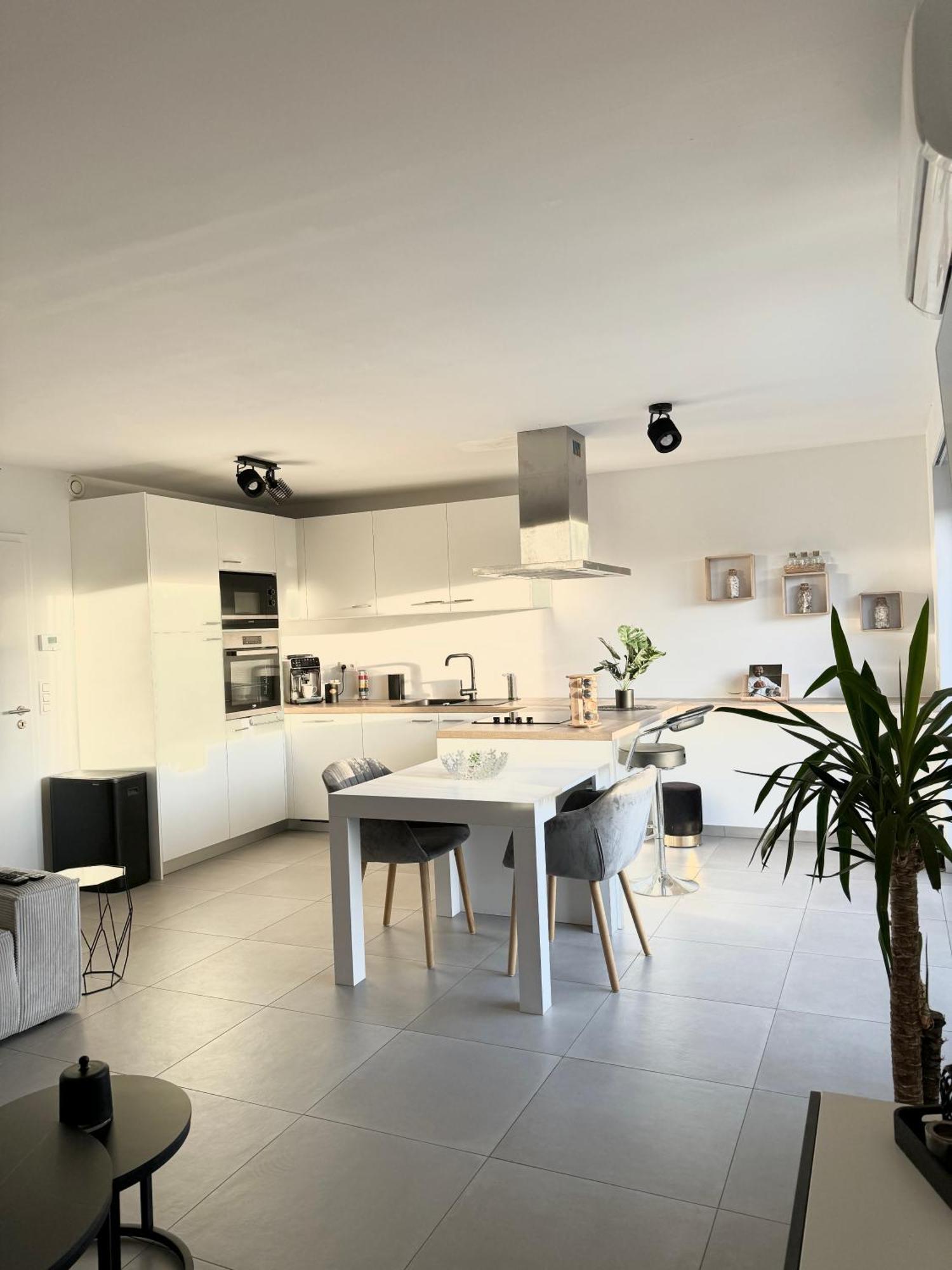 Apartament Liege Luxe & Jacuzzi Sous Les Etoiles Saint-Nicolas  Zewnętrze zdjęcie