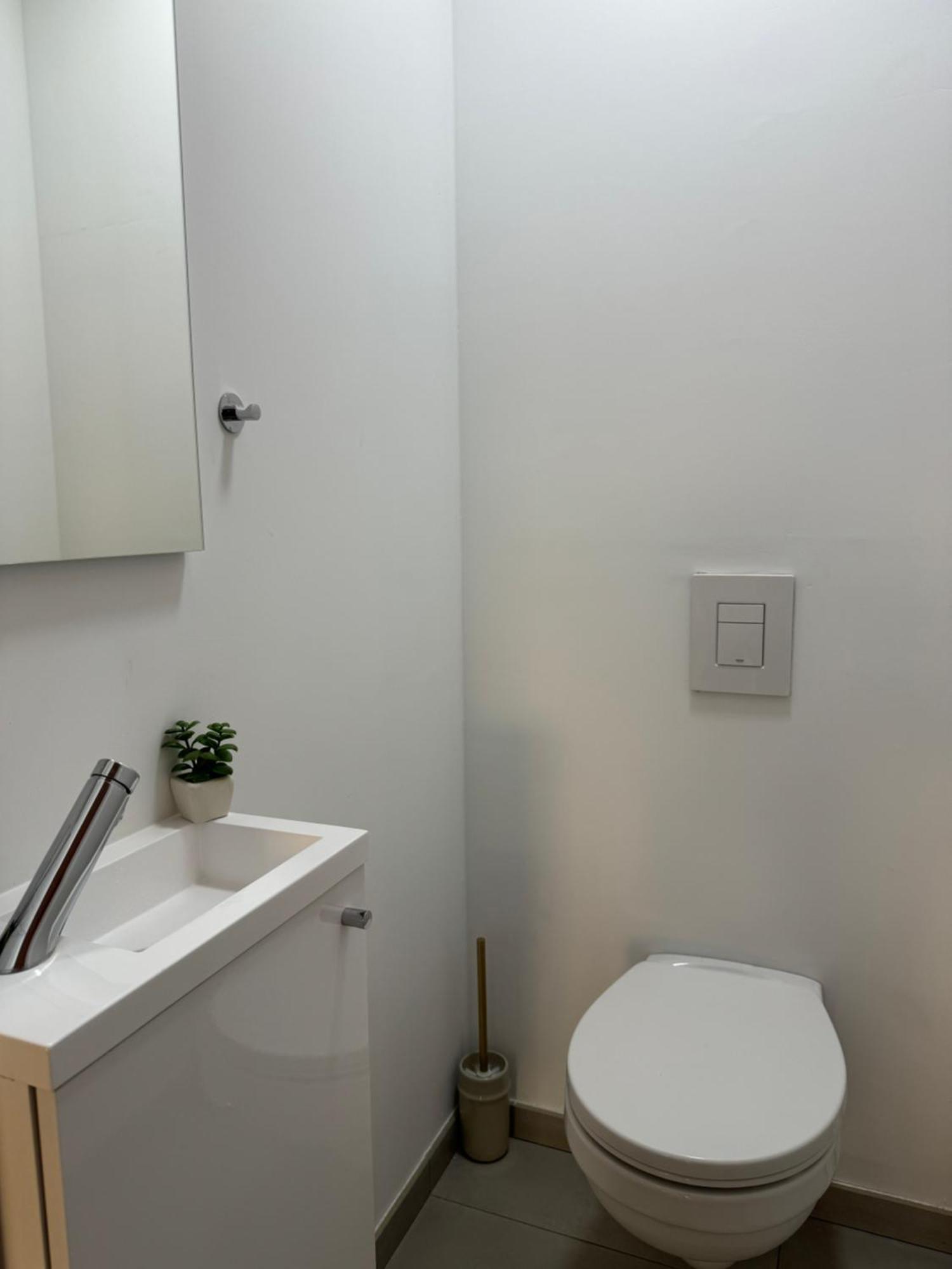 Apartament Liege Luxe & Jacuzzi Sous Les Etoiles Saint-Nicolas  Zewnętrze zdjęcie
